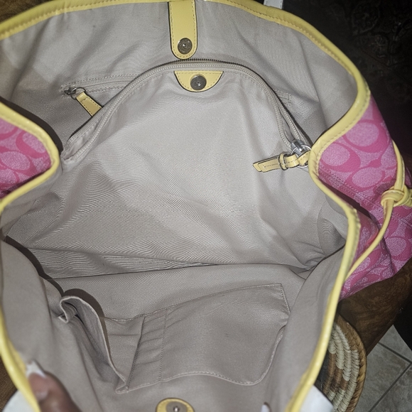 EUC Coach Carryall Tote - Pink Lemonade - Picture 12 of 15